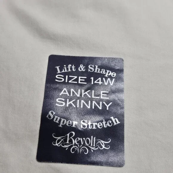 REVOLI Jeans Size 14W Tan Mid Rise Medium Wash Lift Shape Crop Beige (61) - Picture 5 of 11